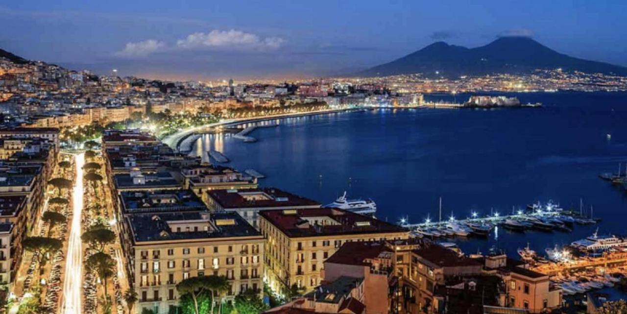 House Relax Bella Napoli Apartment Bagian luar foto